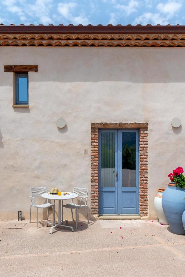 Borgo D'Orlando - Small Country Hotel Mirto  المظهر الخارجي الصورة