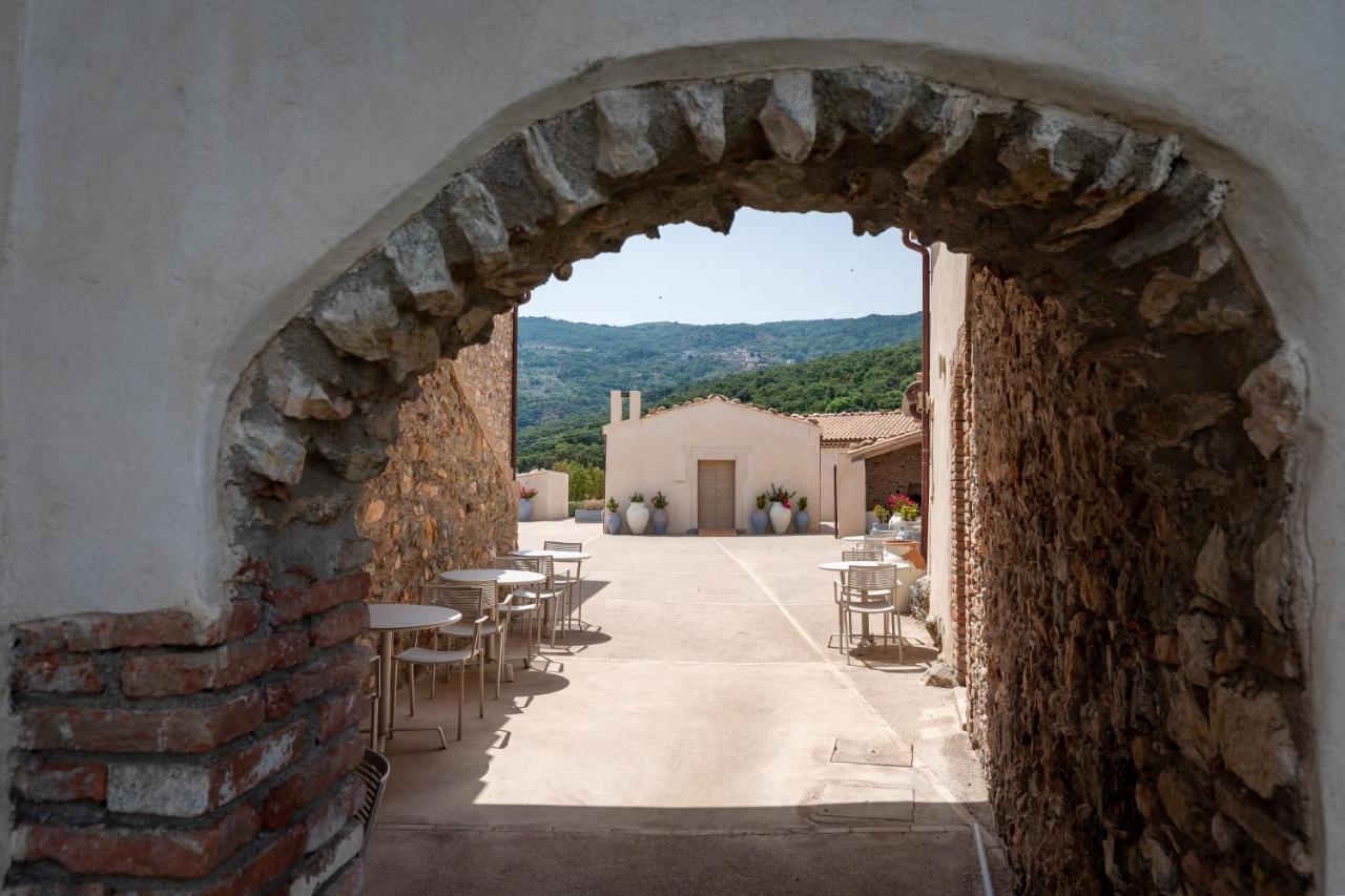 Borgo D'Orlando - Small Country Hotel Mirto  المظهر الخارجي الصورة